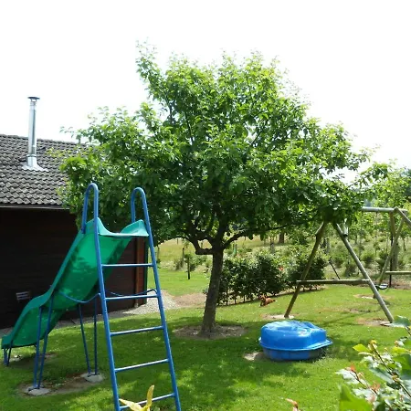 Comfortable Near With Private Garden *